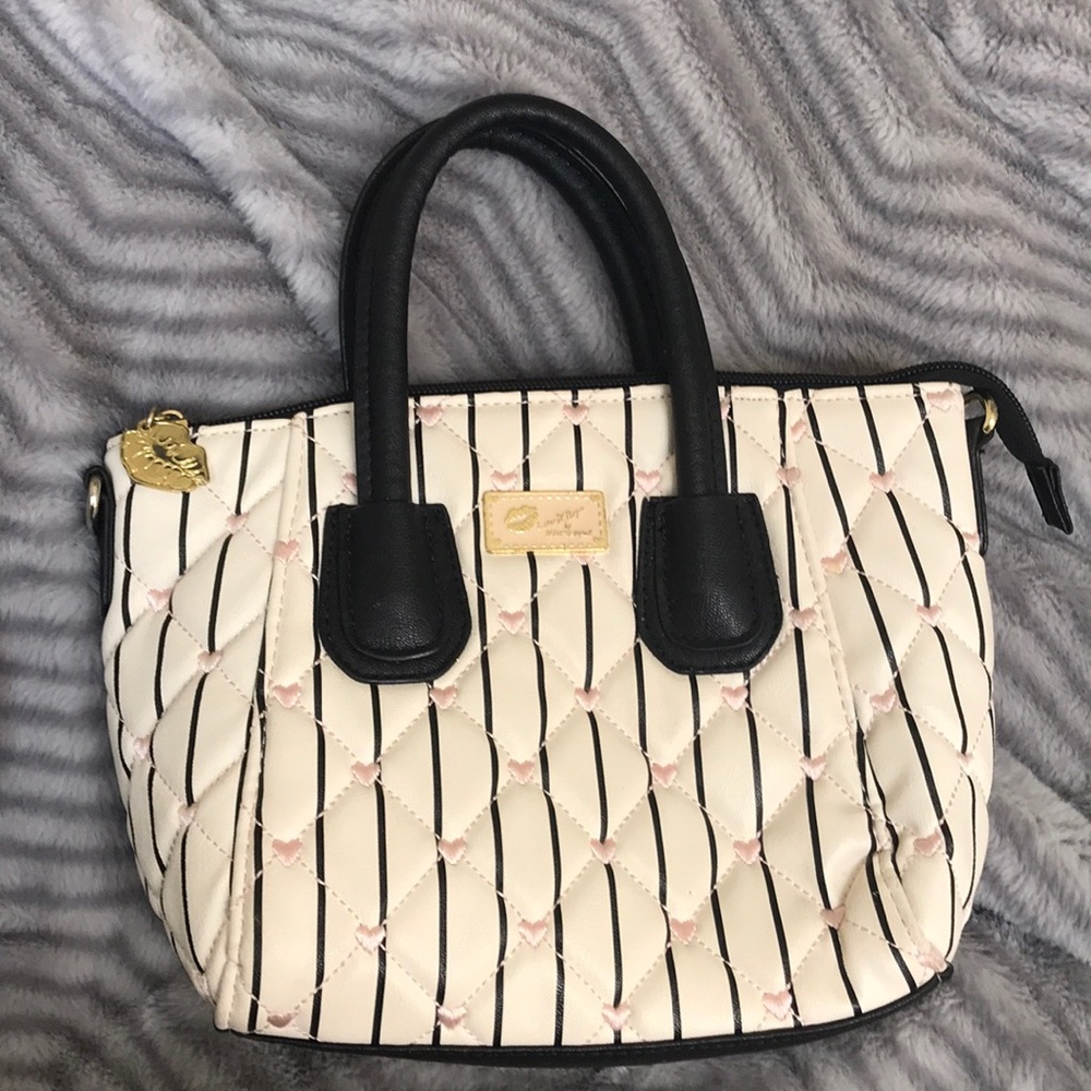 Luv Betsy heart quilted handbag nice leather